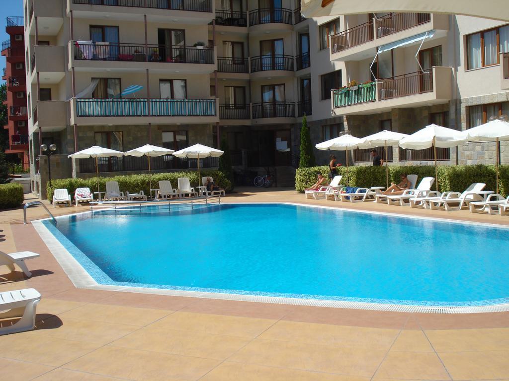 Summer Breeze Apartments Sunny Beach Exterior photo